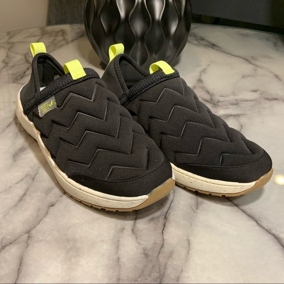 Dr Scholl's Home And Out Slip On Sneaker - Picture 11 of 14